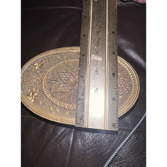 Hand-Etched Brass Jewelry Casket on Feet Oval Velvet Lined Hinged VTG 1950’s - Picture 8 of 8